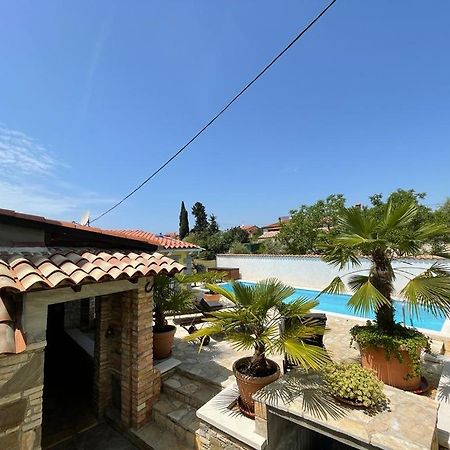 Holiday Home Bukovac Pula Exterior foto