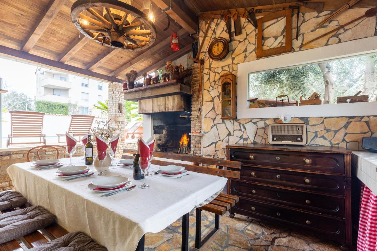 Holiday Home Bukovac Pula Exterior foto